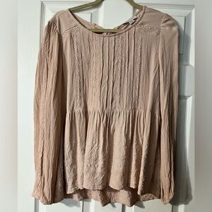 American Eagle Outfitters Women's Blouse in Light Blush